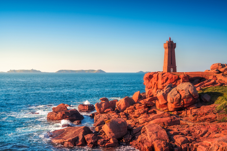 coucher de soleil sur la côte de granit rose - ker moor saint quay portrieux